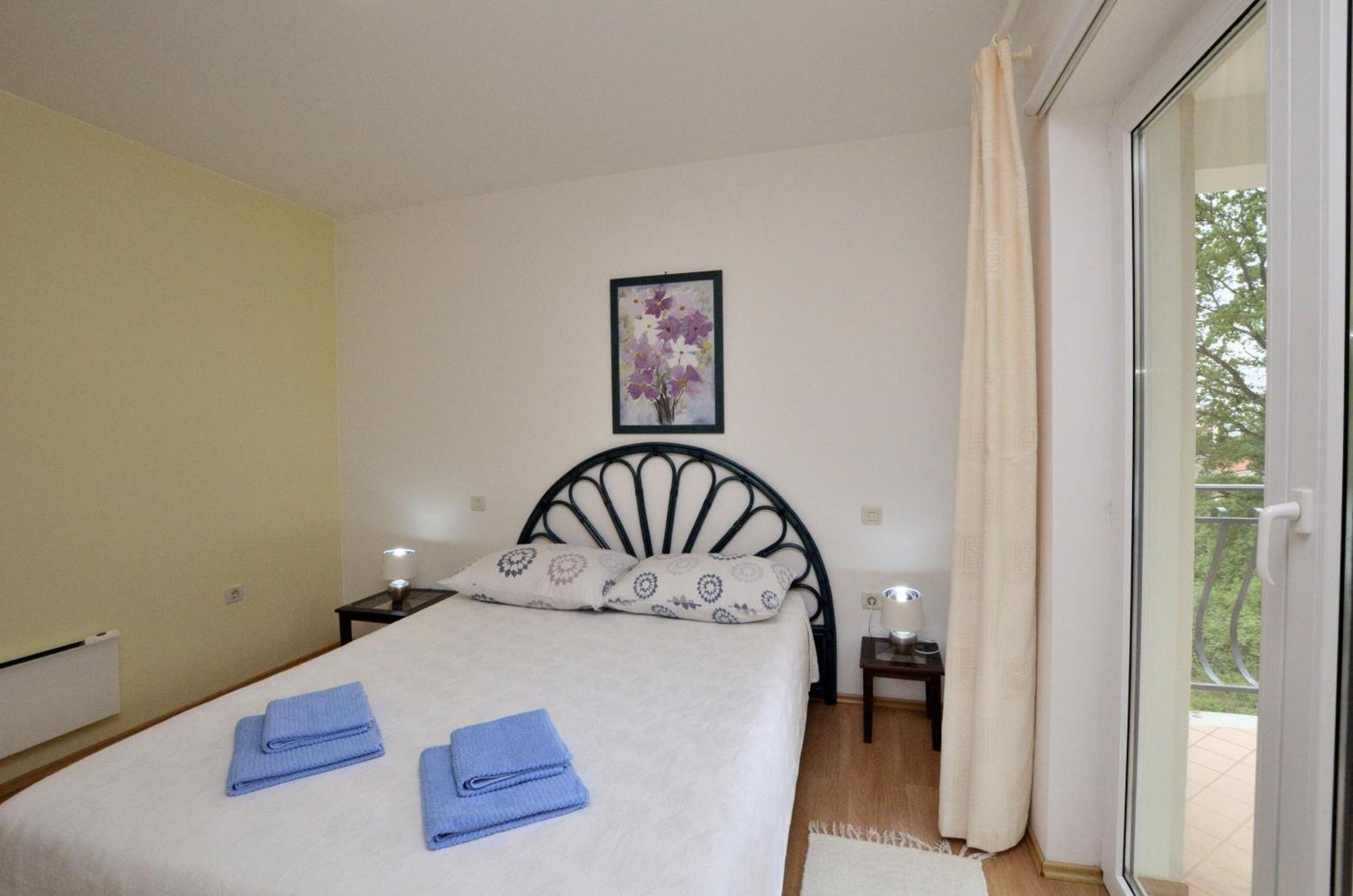Apartments Marijana Icici Bagian luar foto