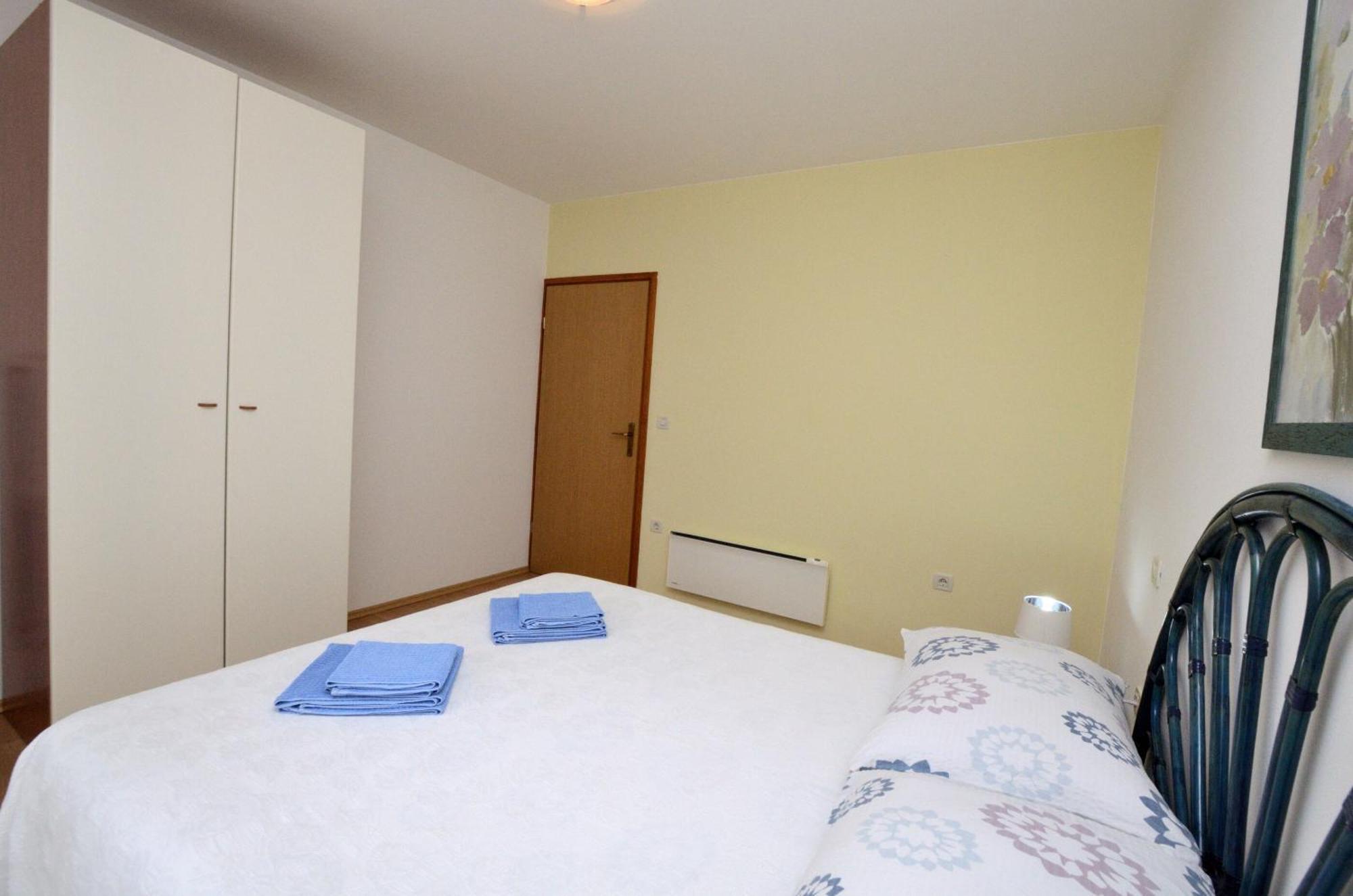 Apartments Marijana Icici Bagian luar foto