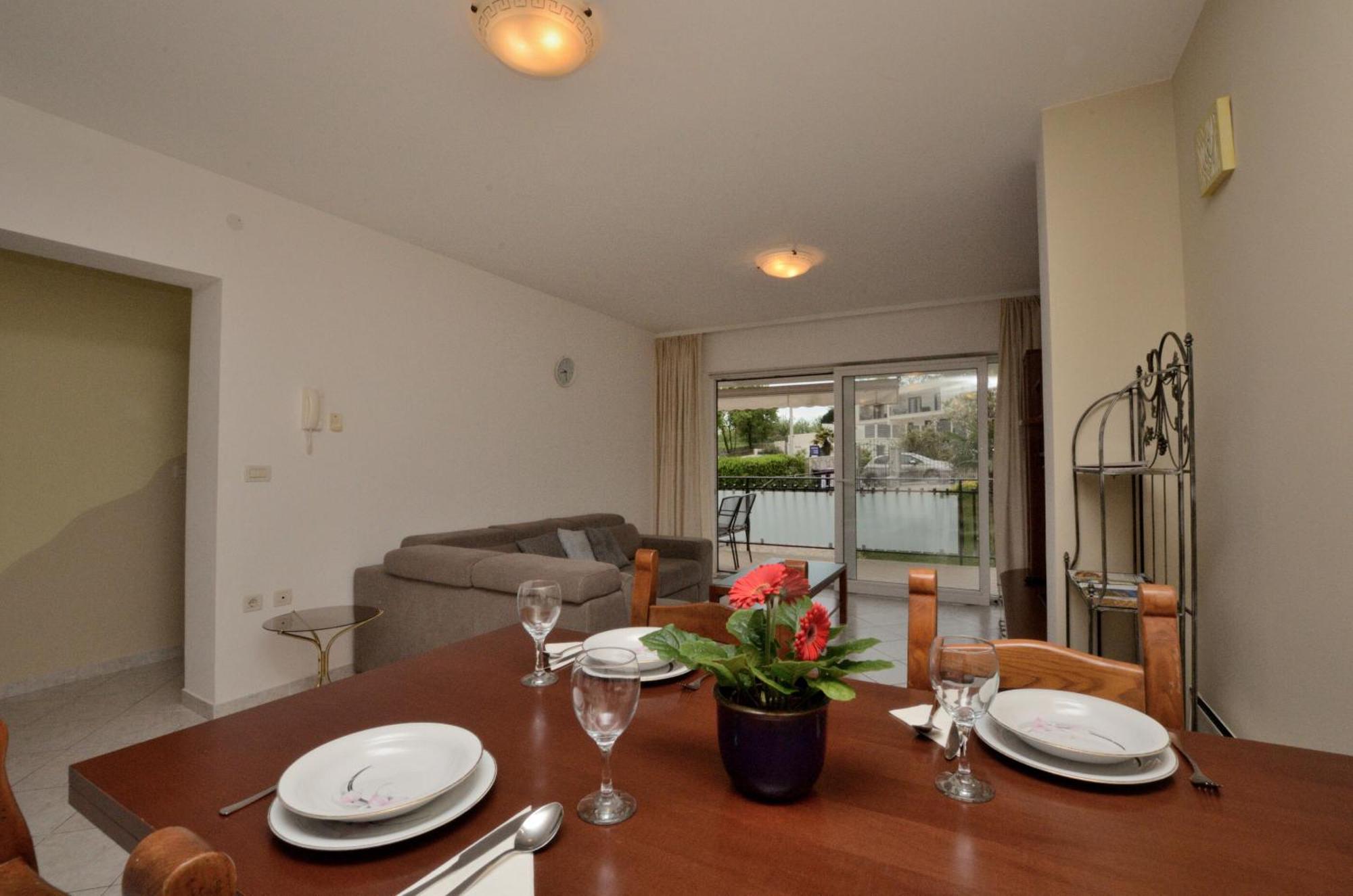 Apartments Marijana Icici Bagian luar foto